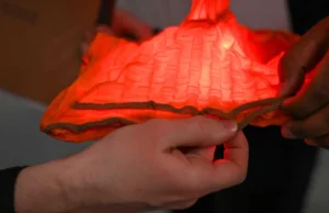 Cientistas de Harvard transformam tricô em roupas inteligentes que mudam de forma