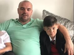 O pai de um adolescente morto em um acidente na A66 em Middlesbrough, de 17 anos, enfrenta hoje a prisão depois de atacar um celebrante no funeral de seu próprio filho