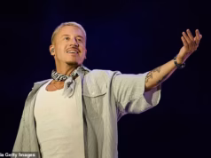 O rapper Macklemore anunciou um novo show na Wembley Arena que beneficiará grupos ‘extremistas’ que dizem que a tomada de reféns pelo Hamas foi ‘legítima’ depois que Ed Sheeran abandonou a turnê.