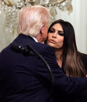 111481185-16202593-President_Donald_Trump_greets_US_Ambassador_to_Greece_Kimberly_G-a-3_179190951044.avif
