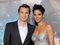 A ex de Halle Berry obteve a custódia do filho após ser acusada de ‘sufocar’ seu filho de 12 anos enquanto a atriz ‘profundamente entristecida’ reage às acusações ‘sem mérito’