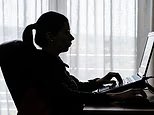 Contador denunciou à polícia por assediar colegas depois de ser convidado a comparecer pessoalmente a uma reunião