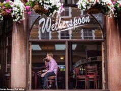 Wetherspoons pediu um orçamento de “bom senso” à medida que os custos crescentes corroem os lucros
