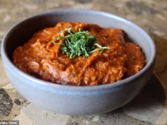 Alimentos que você nunca deve pedir em restaurantes indianos: os melhores chefs revelam pratos a evitar – De bhaji de cebola a caril, você pode pedir com qualquer carne de sua escolha