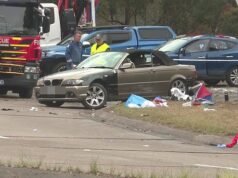 Adolescente de 18 anos, fotografado pela primeira vez acusado de dirigir um BMW para animar os fãs do Newcastle Knights: o motorista da placa P enfrenta o tribunal depois que foi descoberto que ele já havia perdido sua carteira de motorista
