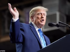 Trump deu uma rara chance à Fox News depois que a rede amiga do MAGA não conseguiu cobrir seu comício em Ohio
