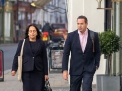O ex-marido de Katie Price, Kieran Hayler, chega ao tribunal por estuprar uma menina de 13 anos