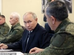 A ‘guerra sombra’ híbrida de Putin coloca a Alemanha em risco de conflito violento com a Rússia, alerta o chefe da inteligência de Berlim