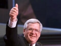 O presidente republicano mais antigo da Câmara, Dennis Hastert, morre na prisão aos 84 anos