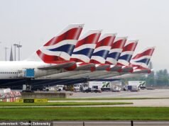 Comissário de bordo da British Airways demitido por perguntar a uma colega se ela queria se juntar ao ‘mile high club’ ganha um pagamento de £ 30.000