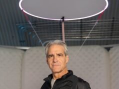 O CEO da Nike dá fortes indícios de que acha que a gigante do vestuário esportivo acordou, já que a queda no preço das ações não mostra sinais de recuperação