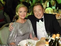 Meu coração está partido, disse a estrela de Riverdance Michael Flatley quando sua amada esposa Niamh O’Brien morreu pacificamente após uma doença aos 52 anos – poucos dias antes de o casal comemorar um aniversário marcante.