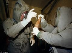 Vazamento de laboratório de ‘Chernobyl biológico’ que a Rússia encobriu como ‘intoxicação alimentar’: como dezenas de pessoas morreram após erro grave com antraz na unidade de armas biológicas