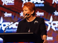 Pauline Hanson estende ramo de oliveira ao rival político ‘espertinho’ sobre plano ambicioso para se livrar de Anthony Albanese: ‘Dê a outra face’