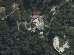 Uma rivalidade amarga irrompe no enclave da Califórnia enquanto a famosa ‘Guitar House’ tenta trocar a amada passarela… por uma segunda entrada de automóveis