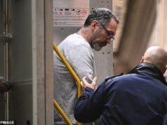 Um homem de Melbourne foi preso por 24 anos por agredir sexualmente seu tio e matá-lo