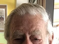 A história de amor de 74 anos do casal australiano no estilo ‘The Notebook’ termina em uma amarga batalha de US $ 3,8 milhões: por que um juiz decidiu que três filhos receberão apenas US $ 5.000, enquanto a filha herda uma fortuna