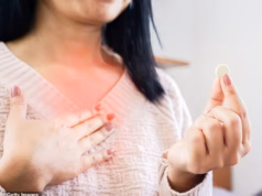 Os perigos ocultos do omeprazol: é aclamado como a solução definitiva para o refluxo ácido incapacitante que afeta milhões de pessoas – mas, como revela o DR SCURR, o uso a longo prazo pode ter efeitos colaterais graves.
