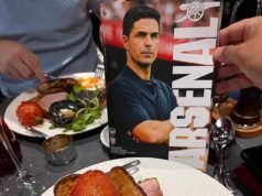 ‘É um escândalo maior do que Man City!’ O Arsenal zombou por cobrar £ 50 por um café da manhã inglês completo com guarnição de agrião no lounge de hospitalidade da Emirates