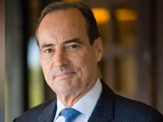 O controverso economista Harry Dent exorta os australianos a venderem suas casas e ações enquanto alerta que ‘tudo a bolha’ está estourando