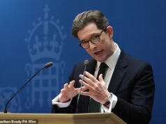 Chefe do MI5 alerta que polêmica sobre interferência russa na votação do Brexit pode dar poder aos trolls do Kremlin
