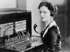 Olá, número por favor? O mundo perdido das ‘olá meninas’ que conheciam todos os nossos segredos… Há 50 anos, a última troca manual da Grã-Bretanha foi automatizada