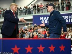Trump novamente promete cheques de US$ 5 mil para cada americano, mas diz que eles não podem sair de férias… enquanto ele responde aos manifestantes com ataques brutais