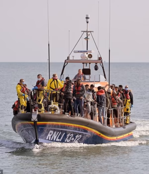 111854117-16208579-RNLI_voluneers_have_been_subject_to_abuse_for_their_part_in_brin-m-1_179198752766.avif