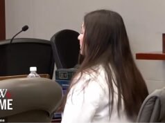 Mackenzie Schirilla 2.0 chora amargamente ao ser considerada culpada de matar o namorado ao bater deliberadamente o carro dele em uma árvore