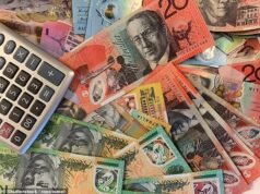 Milhares de empresas financeiras australianas apanhadas no colapso da Shield e do First Guardian sofreram novos choques após serem vendidas
