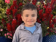 Adorável menino de 4 anos tem ‘Alzheimer infantil’ e o tratamento pioneiro que está recebendo o coloca em risco de meningite