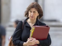 Lucy Powell ficou famosa por abandonar Oxford ‘porque era muito elitista’