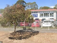 A escola primária australiana provoca reação depois que os alunos retiram o Natal do evento e nomeiam o Papai Noel Secreto em meio a um impulso à inclusão