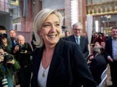Quase metade dos muçulmanos consideraria deixar a França se Marine Le Pen vencer as eleições, mostra pesquisa