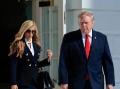 Trump pede a Katie Zakaria que ‘reconsidere’ depois de menos de uma semana tumultuada no cargo como secretária de imprensa da Casa Branca