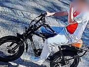 Ciclista de bicicleta elétrica é perseguido enquanto uma série de mulheres acusam Sydney de ter sido agredida sexualmente em uma trilha popular