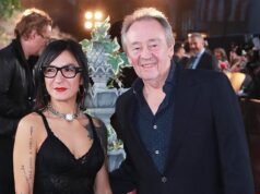 O comediante Paul Whitehouse lutou bravamente contra um bandido que tentou roubar seu cartão de banco em um caixa eletrônico