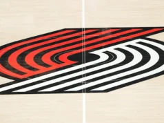 Blazers contratam locutor para comentários racistas e obscenos feitos quando ele era adolescente, horas depois de contratá-lo