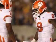 Miami x Clemson: como assistir ao jogo de futebol americano universitário da NCAA de hoje, onde transmitir e muito mais