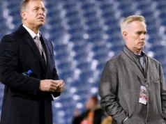 Troy Aikman e Joe Buck supostamente discutem no estande do ‘Monday Night Football’ sobre as tensões de extensão do contrato da ESPN