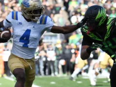 O nº 21 da UCLA fica chateado com o nº 13 do Oregon depois de forçar 6 viradas