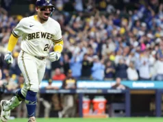 Com Jakub Misiorowski perdendo seu jogo A, os Brewers se recuperaram com o passe longo para vencer o jogo 1 do NLDS.