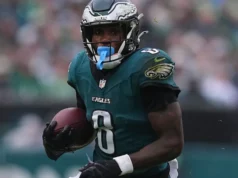 Eagles RB Tank Bigsby supostamente passando por uma cirurgia muscular central, Saquon Barkley cuida de uma lesão no tendão da coxa para pousar no IR