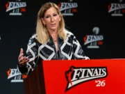 Em suas últimas finais da WNBA, a comissária Cathy Engelbert refletiu sobre seu legado enquanto crescia: ‘Você tem que ter uma pele muito dura.’