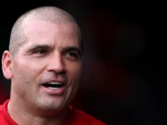 O anúncio de Jack Wheeler sobre Joey Votto no jogo 3 de Phillies-Braves deu hilariantemente errado
