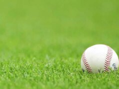 A recruta nacional entre os 25 melhores, Frances Connors-Schmidt, anunciou um compromisso com o beisebol da Virgínia