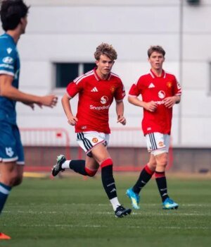 https3A2F2Fmedia.zenfs_.com2Fen2Fall_out_soccer_2762Fdea72dbd47d6fb36dc0f7f63ab92b102.jpg