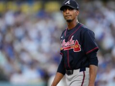 Ray Kerr, do Atlanta, iniciou o jogo 2 do NLDS esta manhã. Na noite, ele eliminou Shohei Ohtani