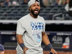 Depois de vencer 101 jogos, a seqüência necessária para vencer qualquer marca de beisebol aguarda um oponente do ALCS.