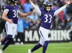 Os Ravens venceram os Titans por 24 a 18, apesar da lesão no tornozelo de Lamar Jackson. Henry marcou contra seu antigo time